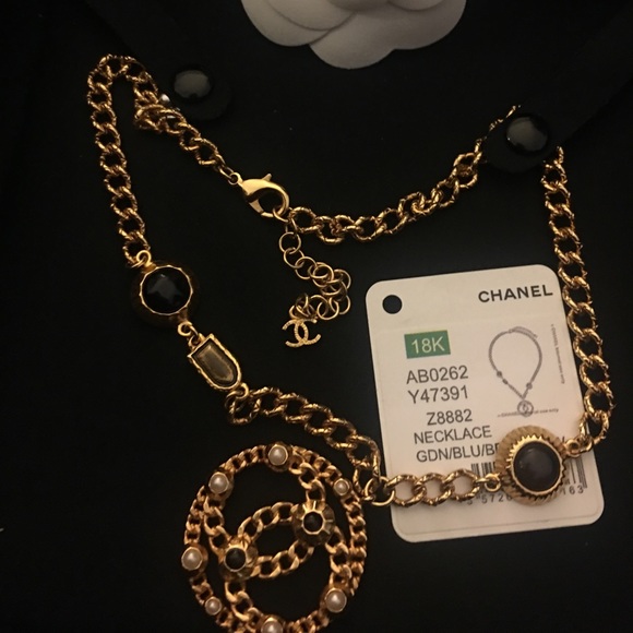 💯 Guaranteed Authentic 18K gold Chanel Necklace - Picture 3 of 8